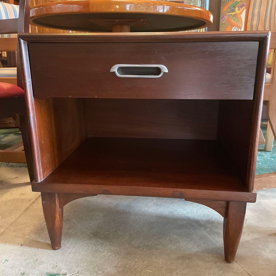 アメリカンヴィンテージ1980 チークナイトテーブル　RISHEL アメリカ家具