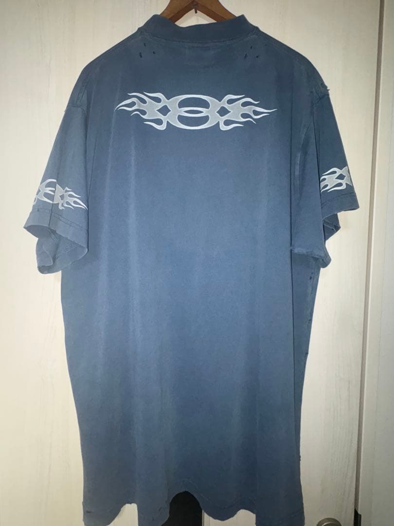 バレンシアガ　ユーズド加工ロゴTシャツ