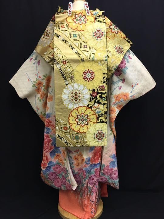 Kat藤娘きぬたや 白オレンジ染め分け 牡丹 総絞り振袖 フルセット