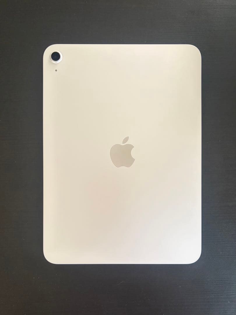 美品　iPad（A16）　シルバー　第11世代　128GB Wi-Fiモデル