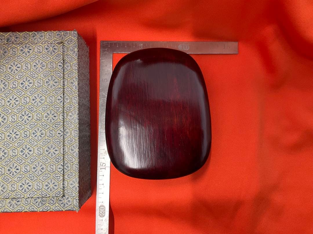 端渓硯　梅花飾り　木箱　専用箱入り
