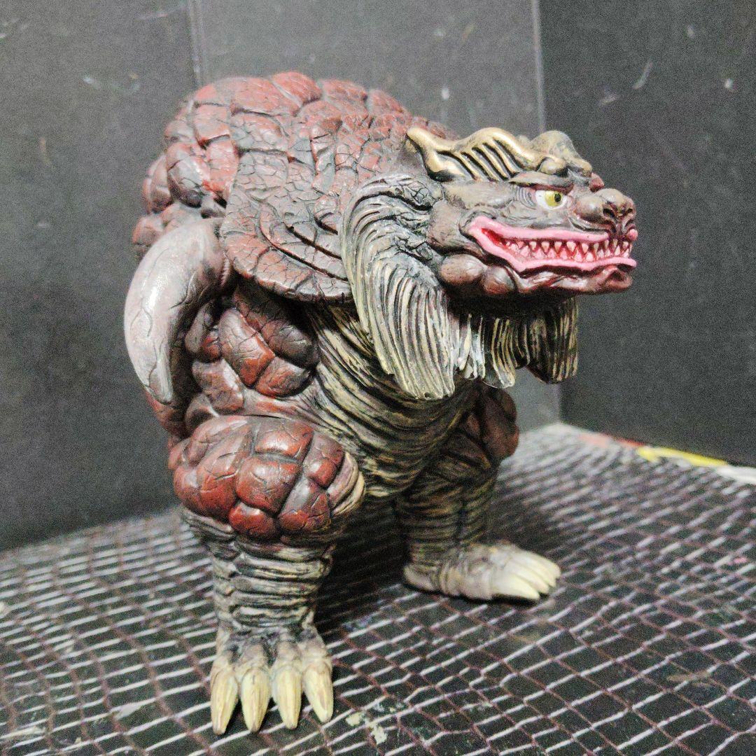 ヨシケンウルトラ怪獣旧型ソフビドンロン.リドリアス