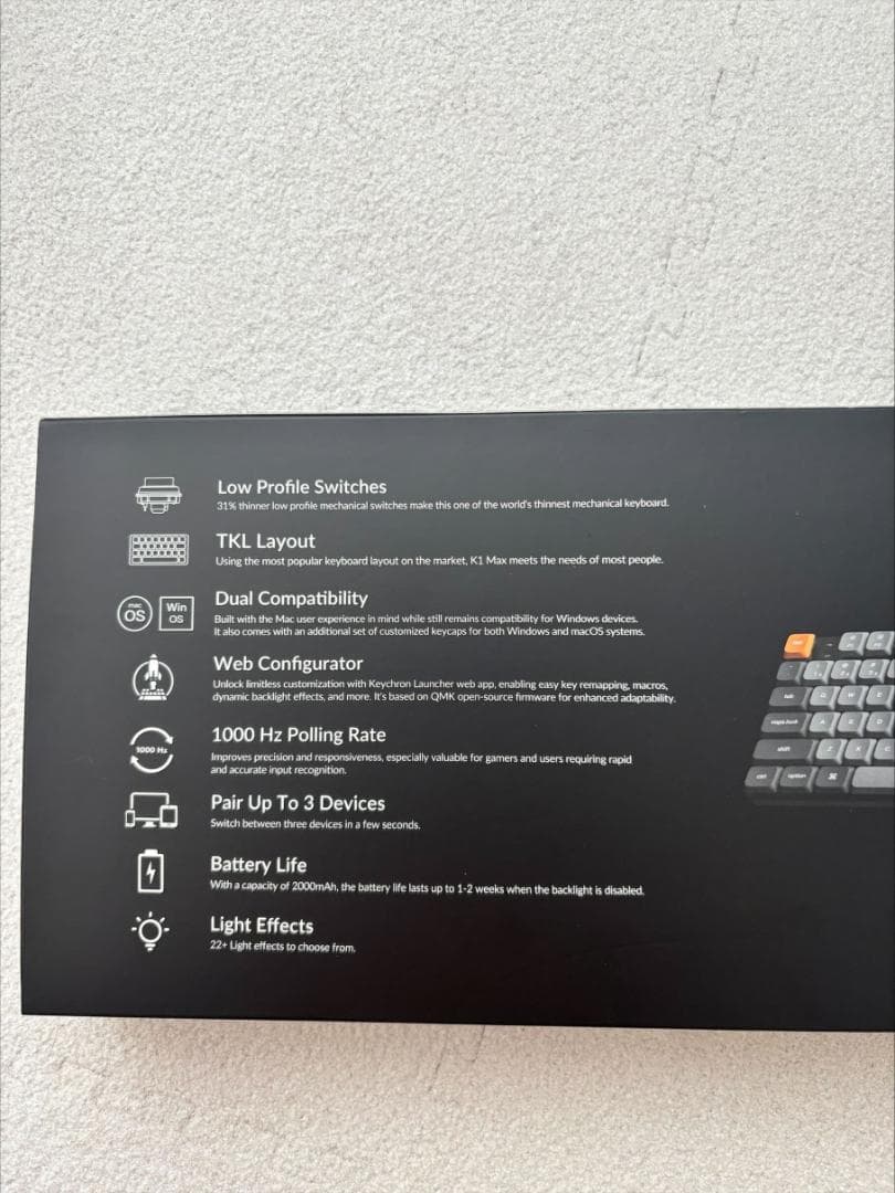 Keychron K1 Max（ロープロファイル、静音赤軸）