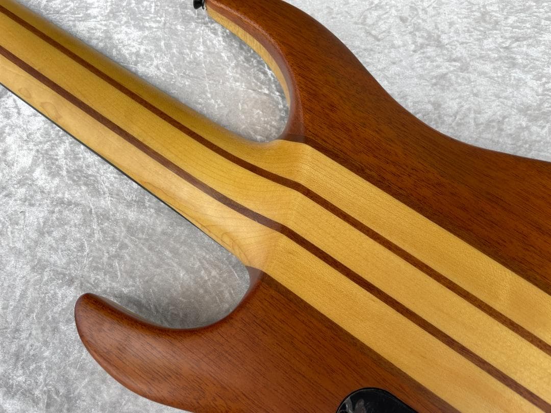 Y1121 gfc GN8-300 Satin CBSTB アウトレット