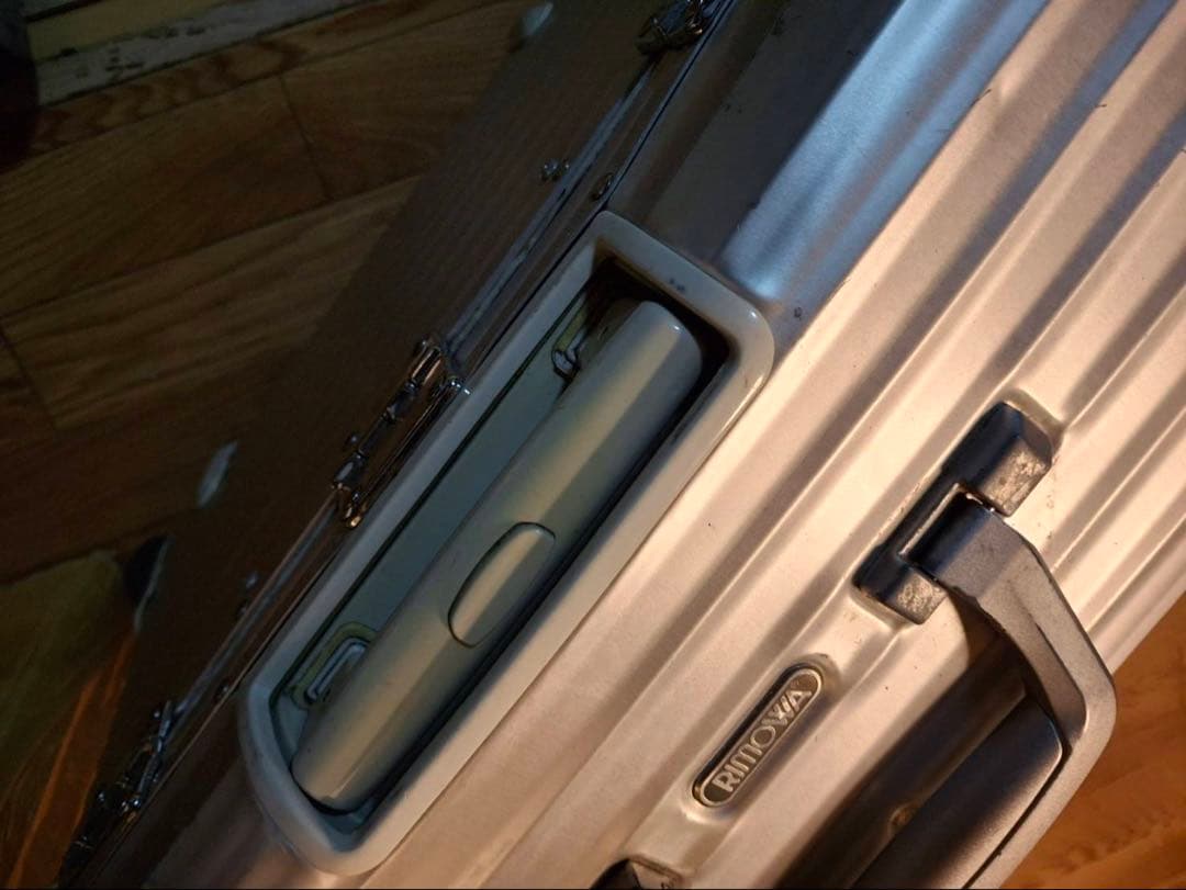 リモワ　トパーズ　パイロット部品