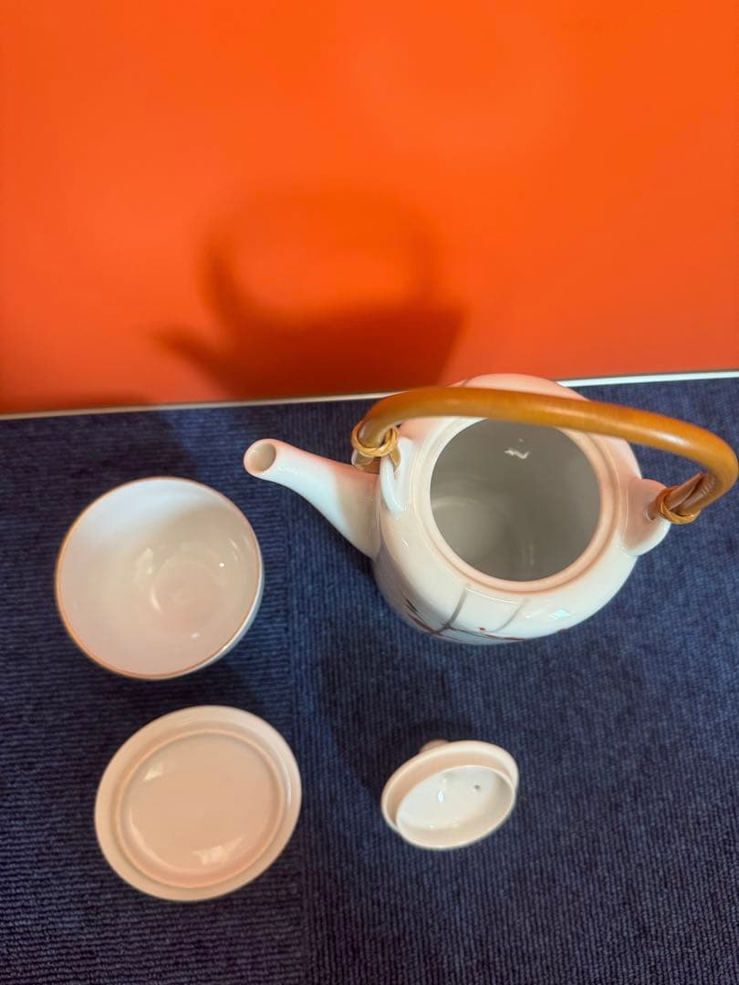 2027 深川製磁　梅文　急須1客　湯呑蓋付1客