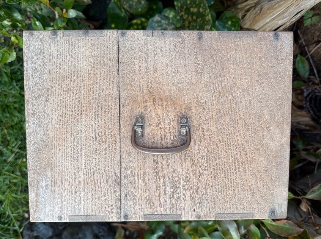 京都　素敵なアンティーク家具　木製　3段引き出し　ちいさな箪笥 小物入れなどに