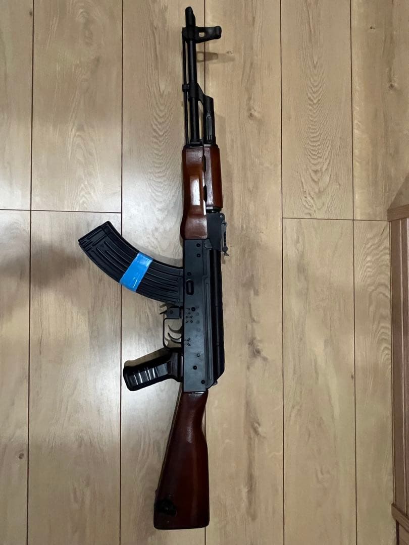 東京マルイ　akm