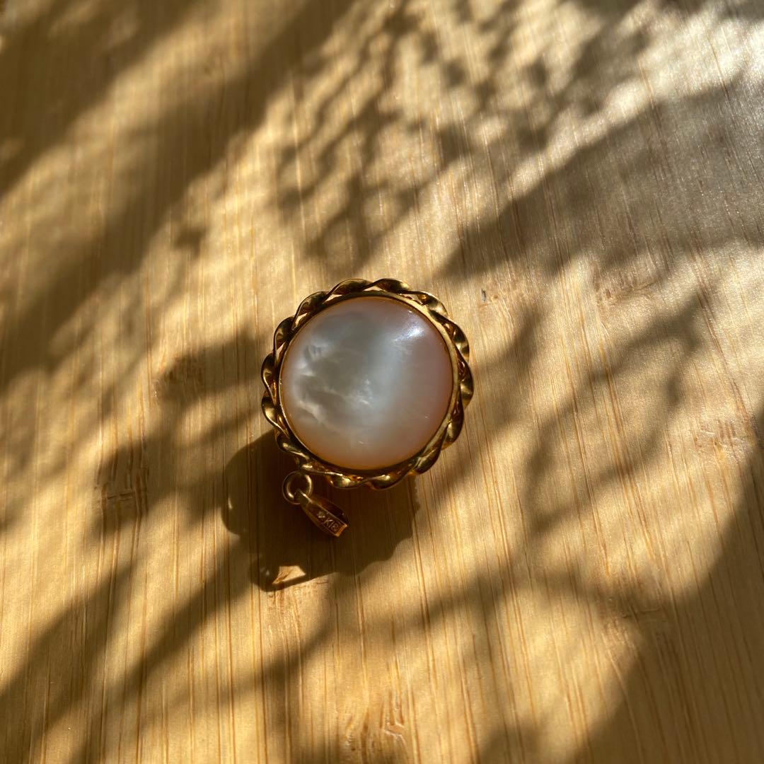 虹色マベパールのペンダントトップ❤️18Ｋ