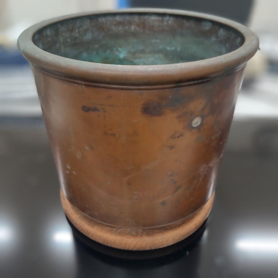 銅製火鉢 鶴と亀の彫刻模様