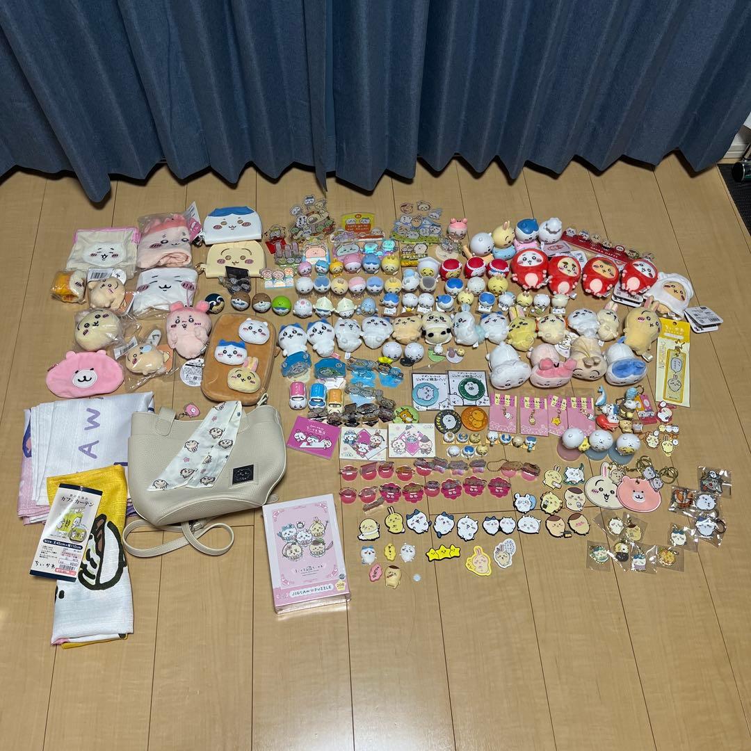 【週末限定値下げ】ちいかわグッズ大量 レアあり？ ケース付き