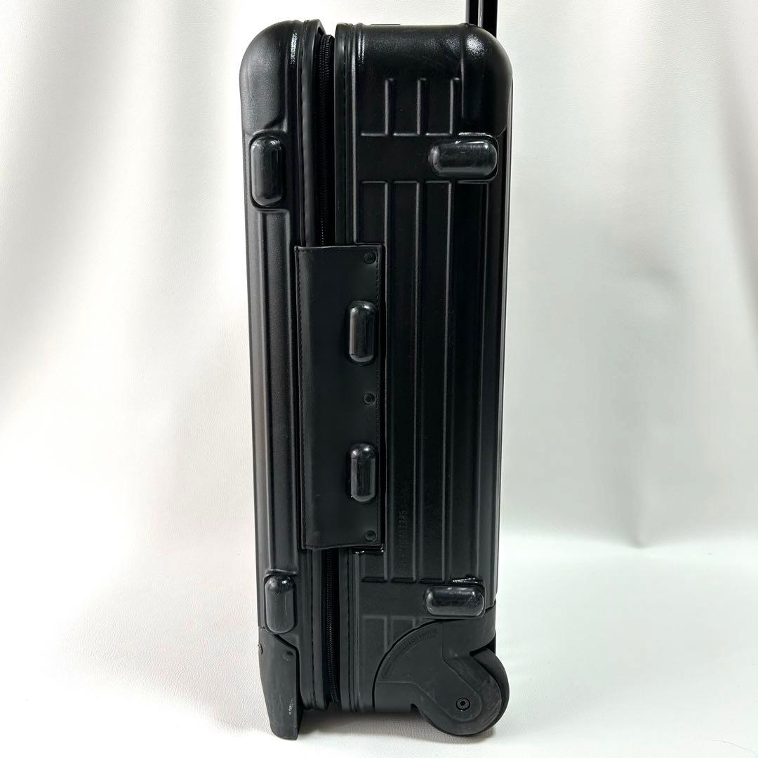 美品＊リモワ サルサ 35L 2輪 マットブラック 機内持込 TSAロック 黒