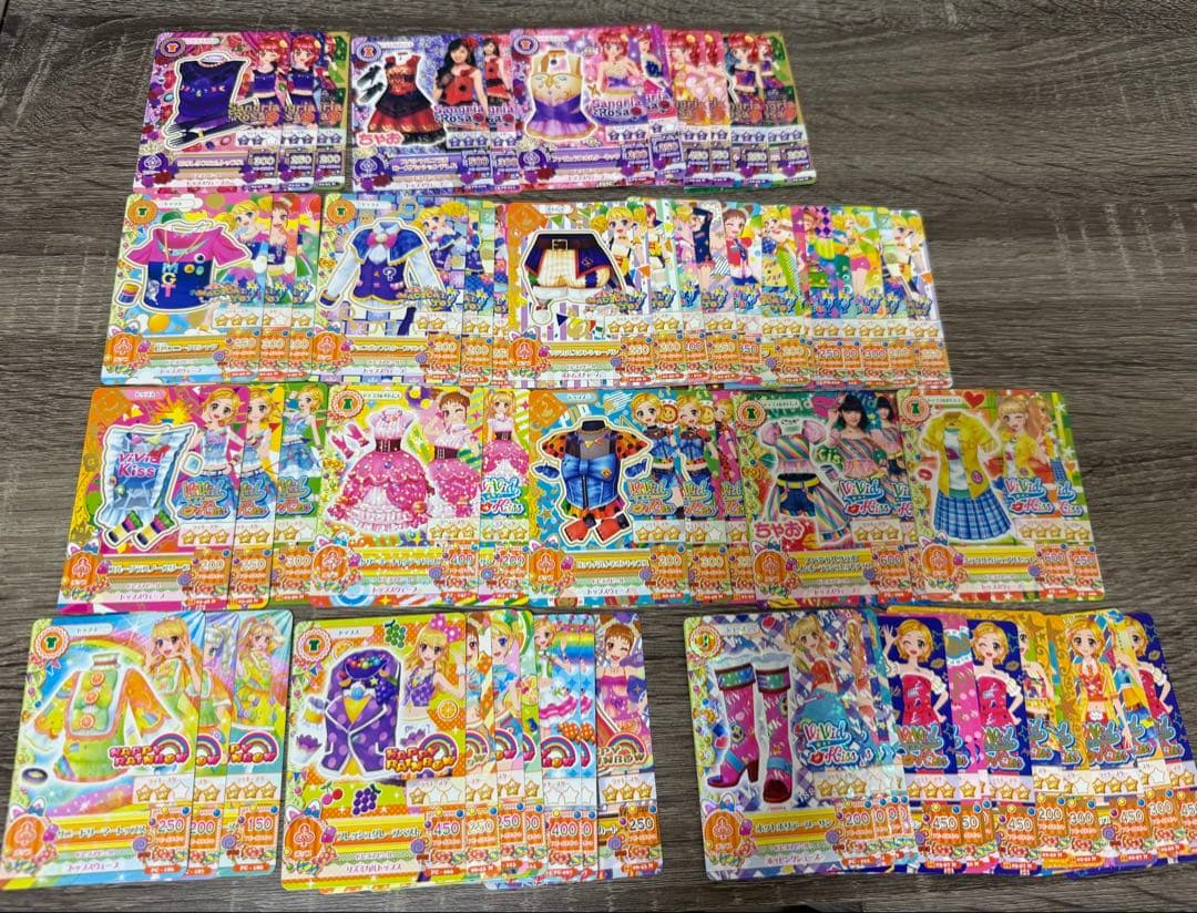 【値下げ】アイカツカード　まとめ売り　バインダー付き　アイカツ