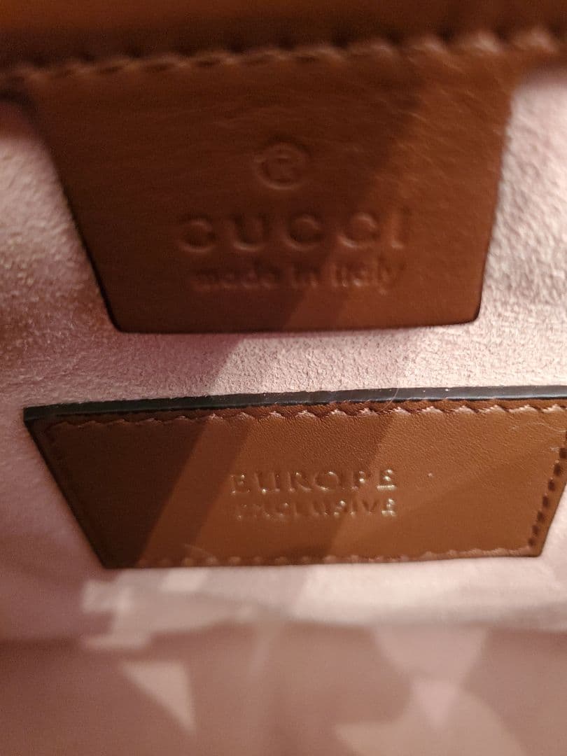 Gucci トートバッグ 刺繍の蜂と花柄