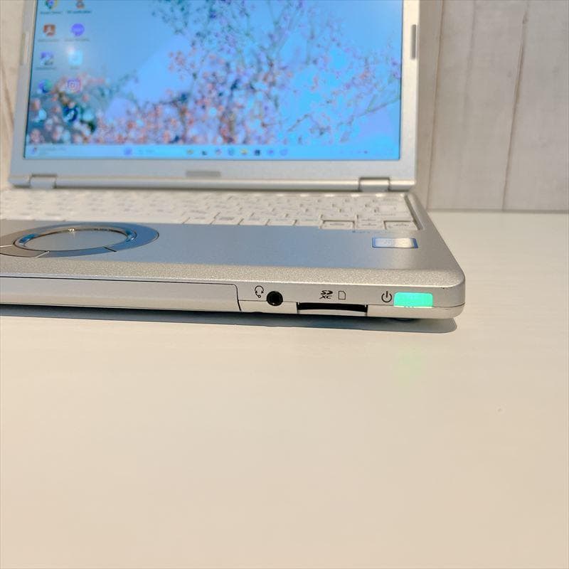 ✨特価✨Let'snote Win11 12.1型 第7世代i5 HN706