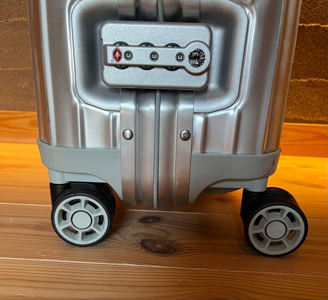 rimowa リモワ トパーズ スーツケース 32L 機内持込可
