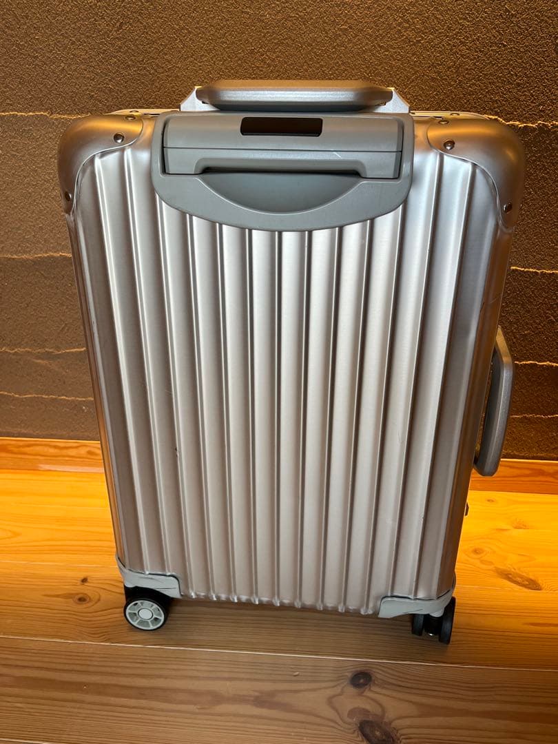 rimowa リモワ トパーズ スーツケース 32L 機内持込可