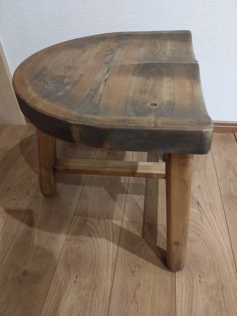 檜の半丸椅子(85)　値下げ❕大変座りやすく、つるつるに仕上げ、アンティーク調