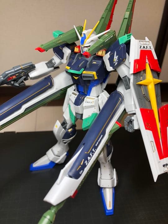 MG インパルス　完成品　無塗装