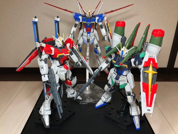 MG インパルス　完成品　無塗装