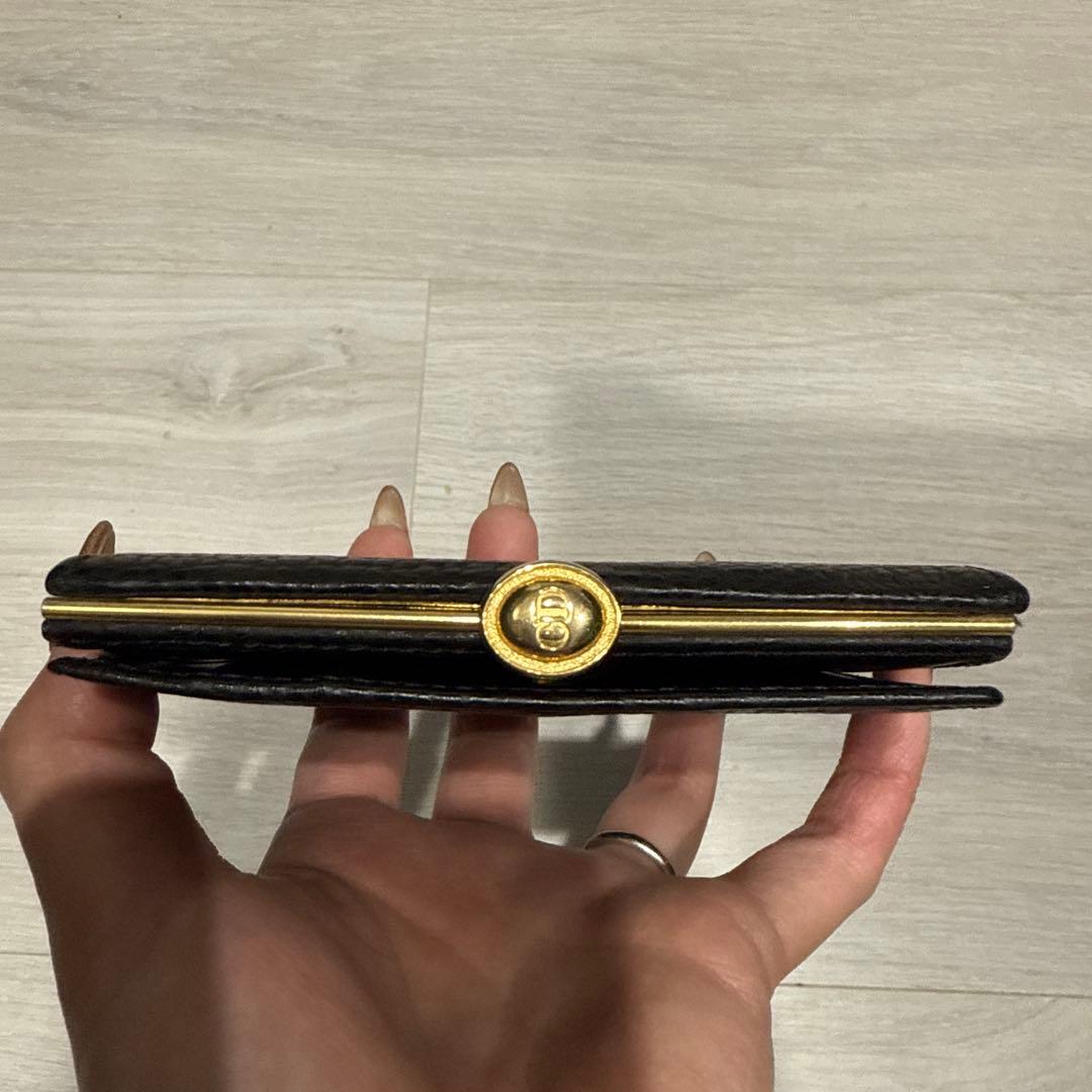 本日のみ限定値下げ中！クリスチャンディオール二つ折り財布