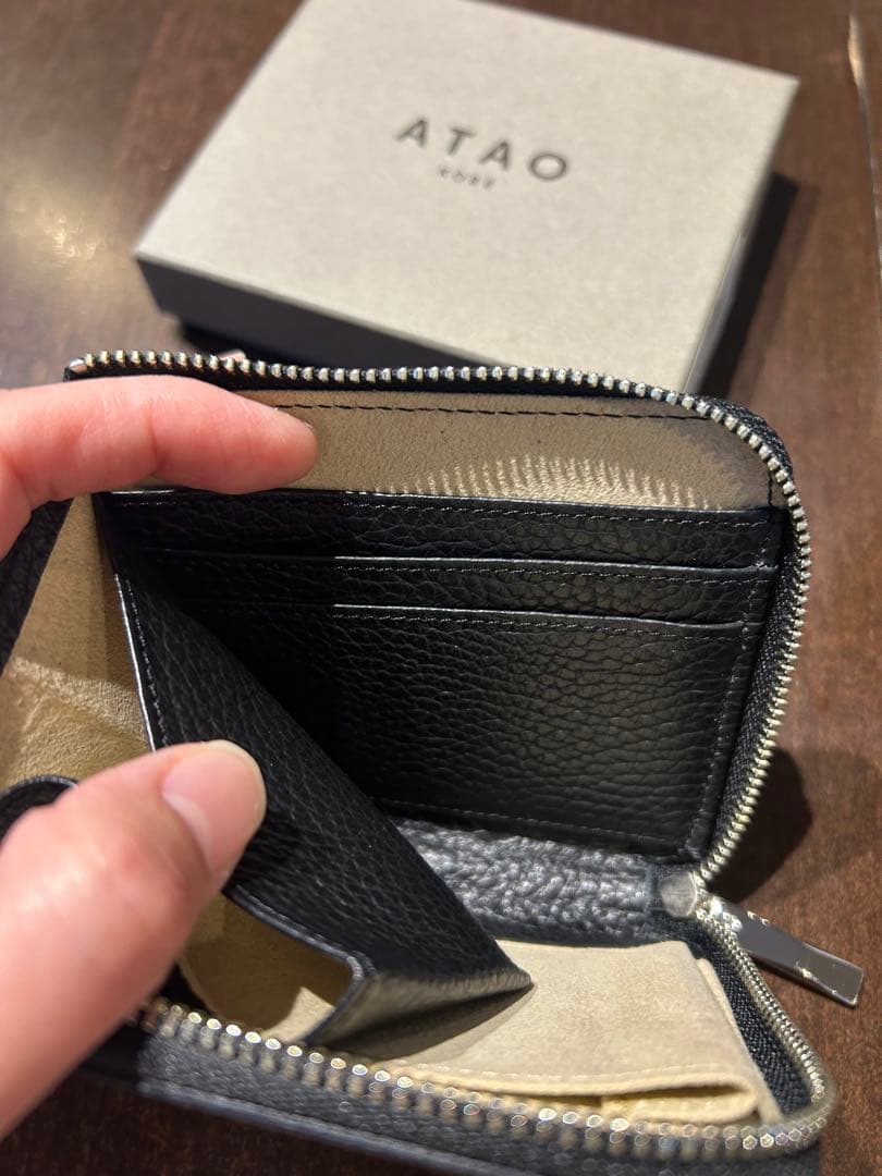 ✨美品✨ATAO ZOOシリーズ　Tiger折り財布