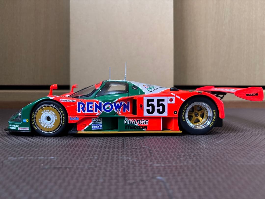 ミニカー IXO 1/18 Mazda 787B