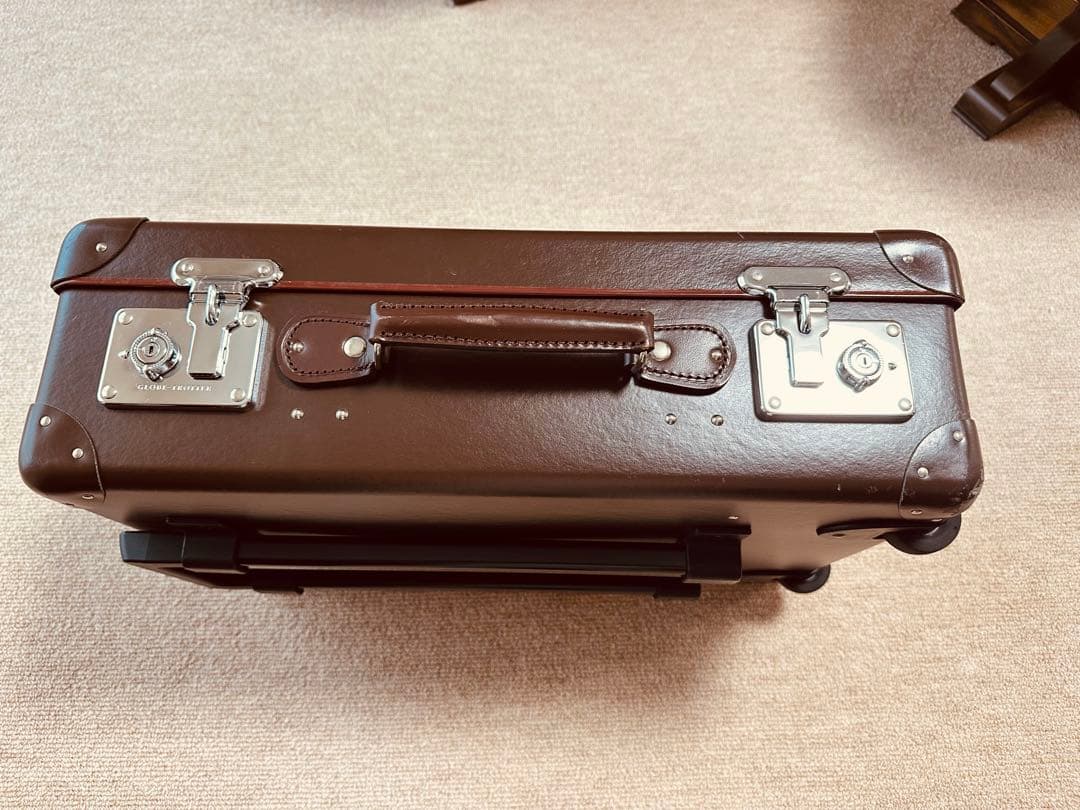 修理必要！グローブトロッター　スモールキャリーオン　茶