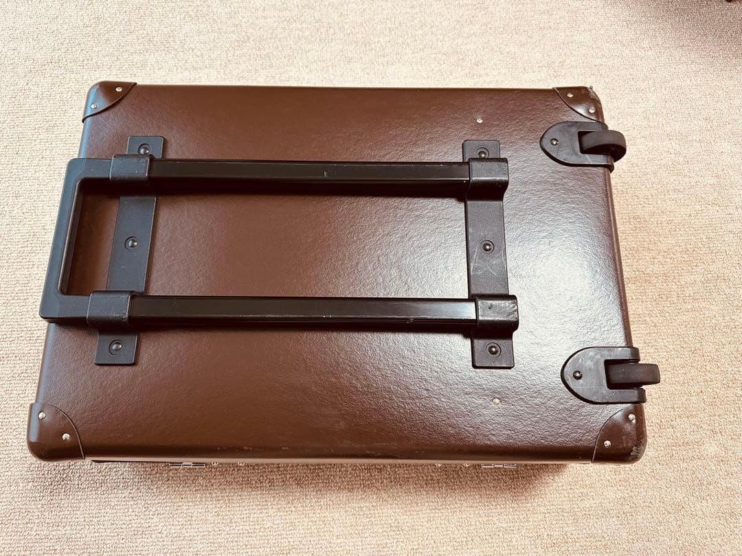 修理必要！グローブトロッター　スモールキャリーオン　茶