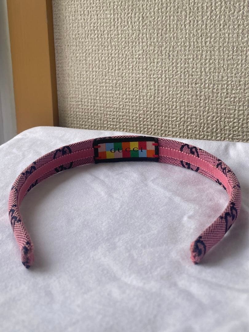 GUCCI GGロゴ カチューシャ　ピンク