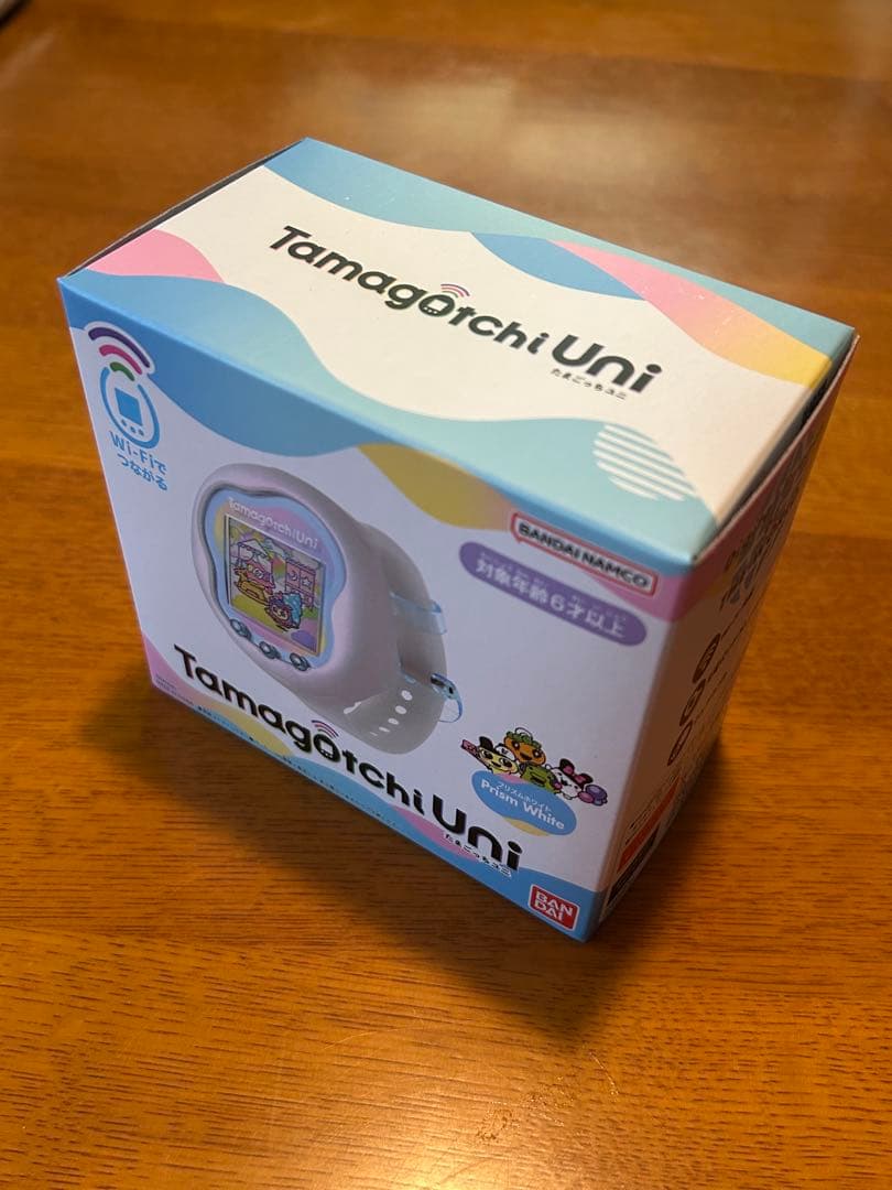 Tamagotchi Uni Prism White 未開封