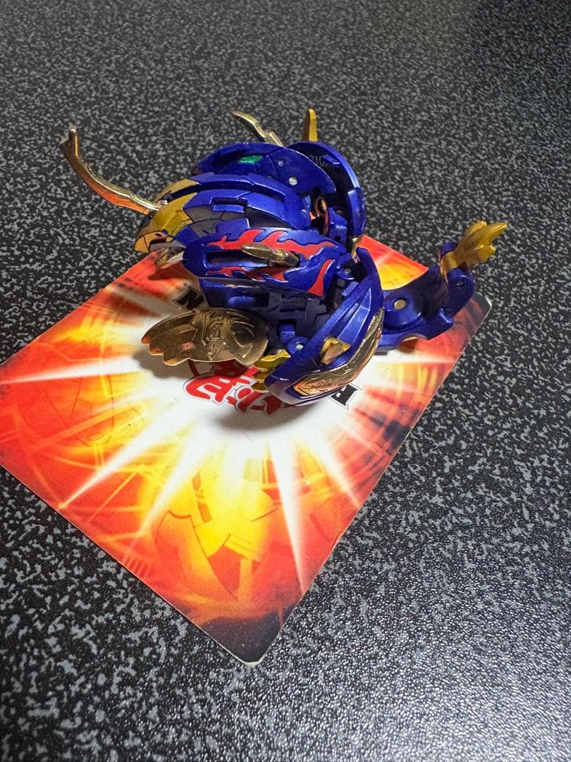 貴重　爆丸　滅ホロヴォス　710G