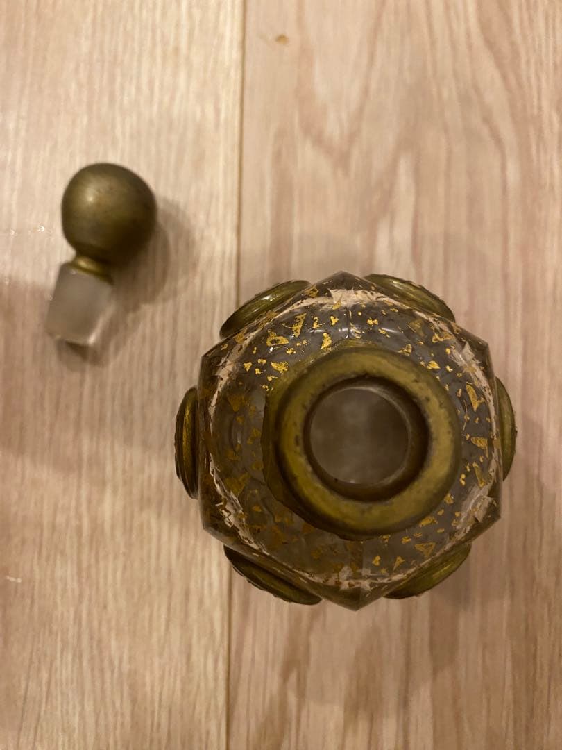 アンティーク　金箔装飾の香水瓶