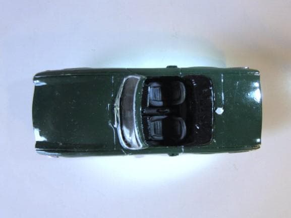 特価 Provence Moulage (1/43) トライアンフ TR6