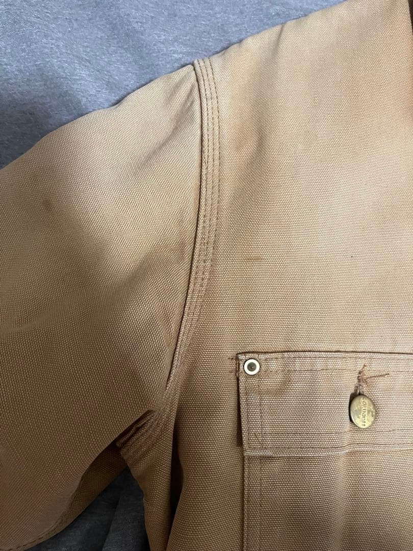 Carhartt ベージュジャケット