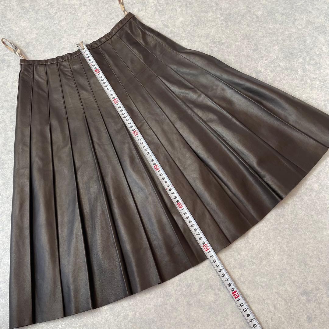 上質 バーバリー ロンドン ラムレザー プリーツスカート ダークブラウン UK6