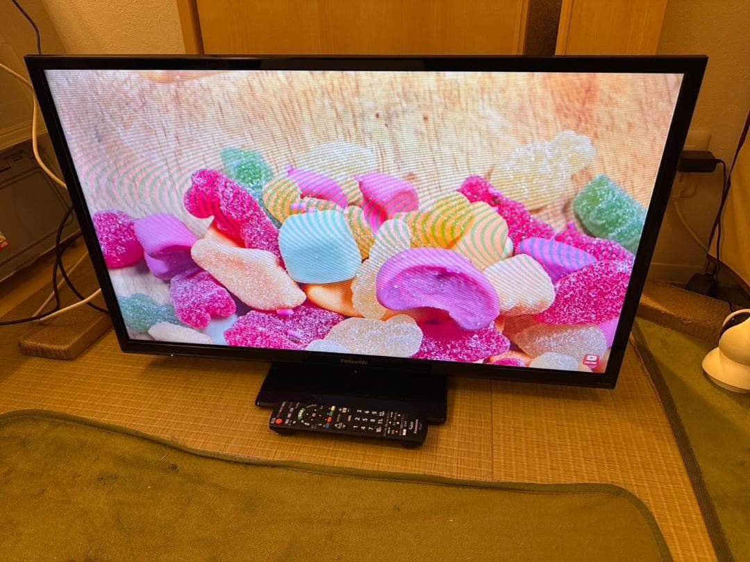 Panasonic　パナソニック 32型 テレビ TH-32J300 2022年