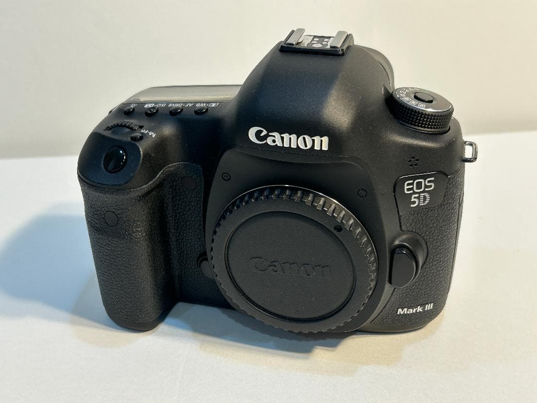 EOS 5D MarkⅢ + バッテリーグリップBGE11