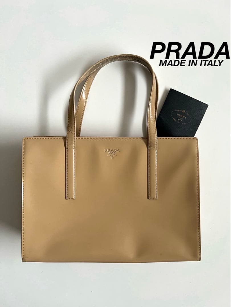 バッグ PRADA ENAMEL PATENT LOGO TOTE HAND BAG