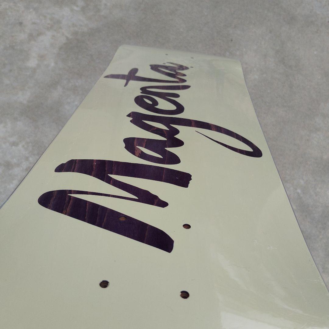 Magenta 8.125インチ