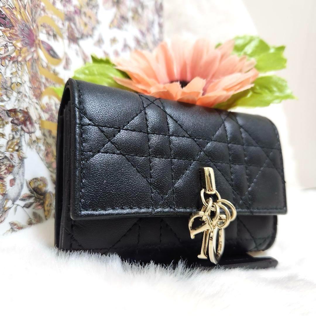 ✨ほぼ未使用　正規品✨ディオール　二つ折り　ケース　名刺入れ　チャーム