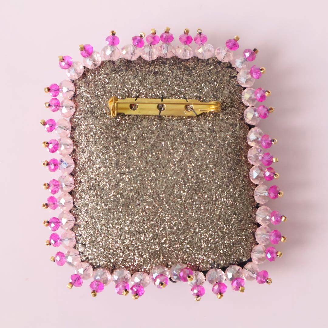 新品未使用 celeste mogador ティーストランプ刺繍ブローチ