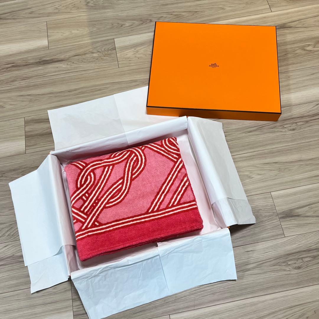 【新品】HERMESエルメス　ビーチタオル ラグ　マット ピンク　結