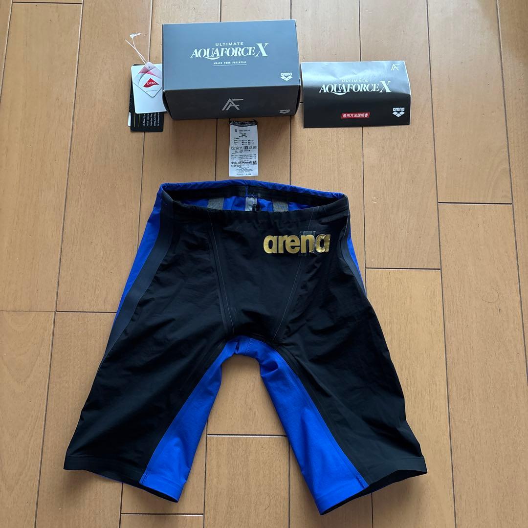 アリーナ　高速水着　SS