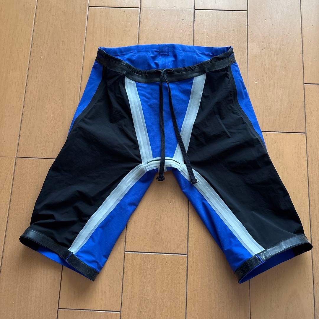 アリーナ　高速水着　SS