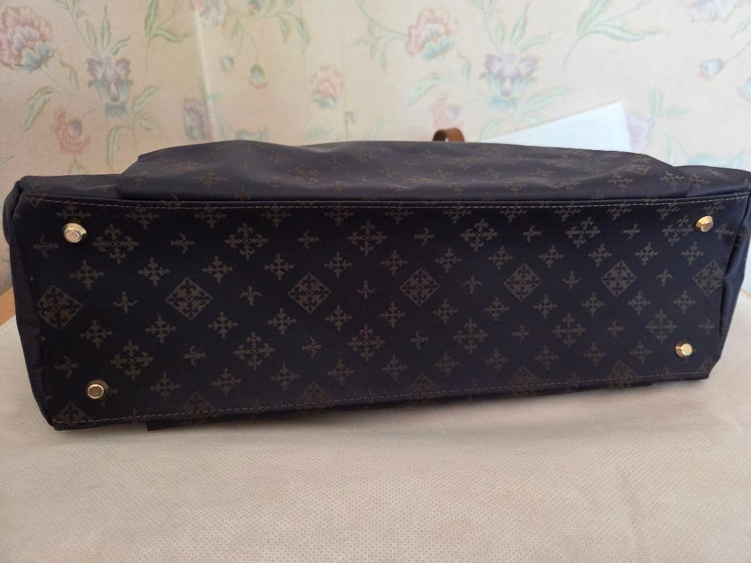 ネイビー ナイロン ショルダーバッグ