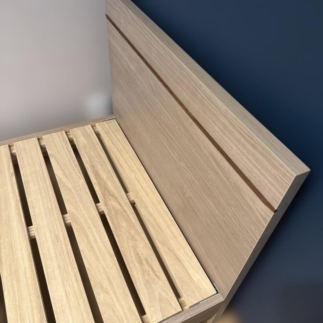 【美品】SIMONS シングル木製ベッドフレーム スラット式