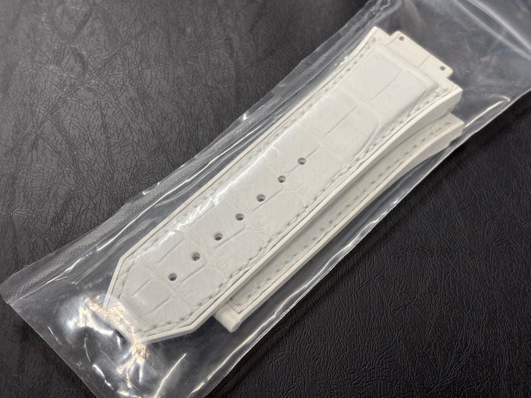 新品HUBLOT 純正ラバーベルト 白　6-701-100 12-701-80
