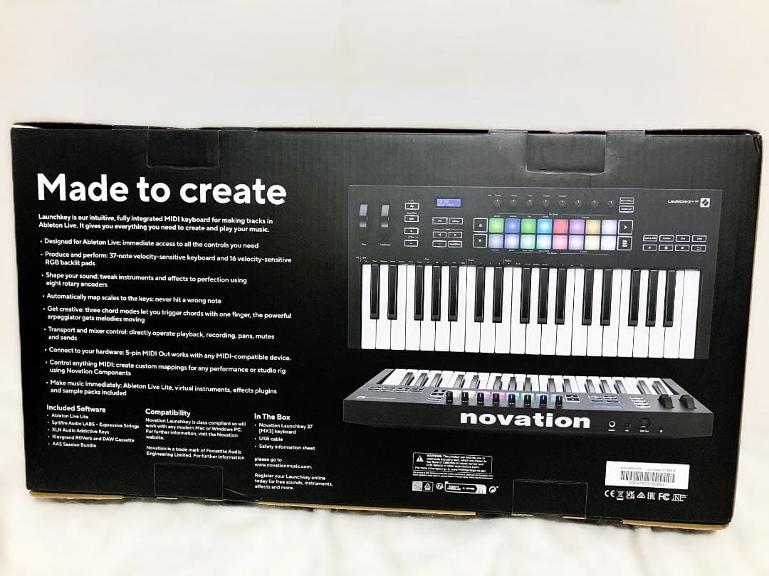 Novation Launchkey 37 MIDIコントローラー