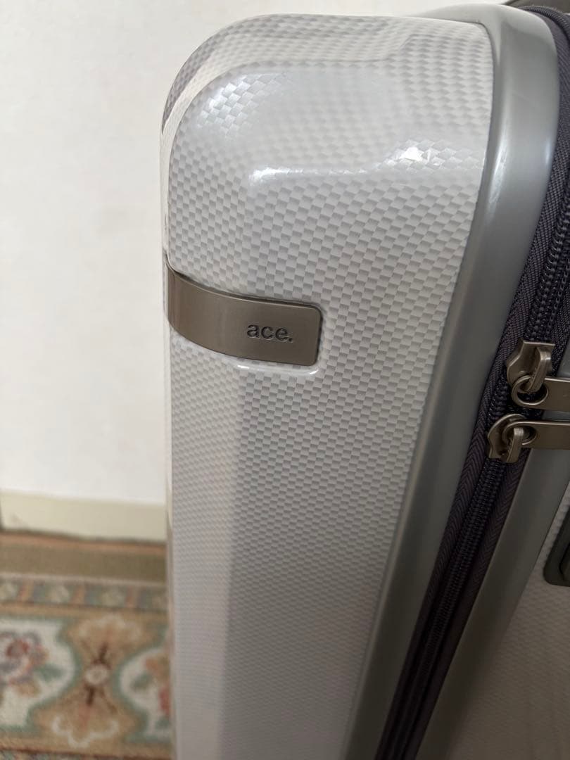 ace. エース パリセイド　スーツケース/キャリーケース　ホワイト